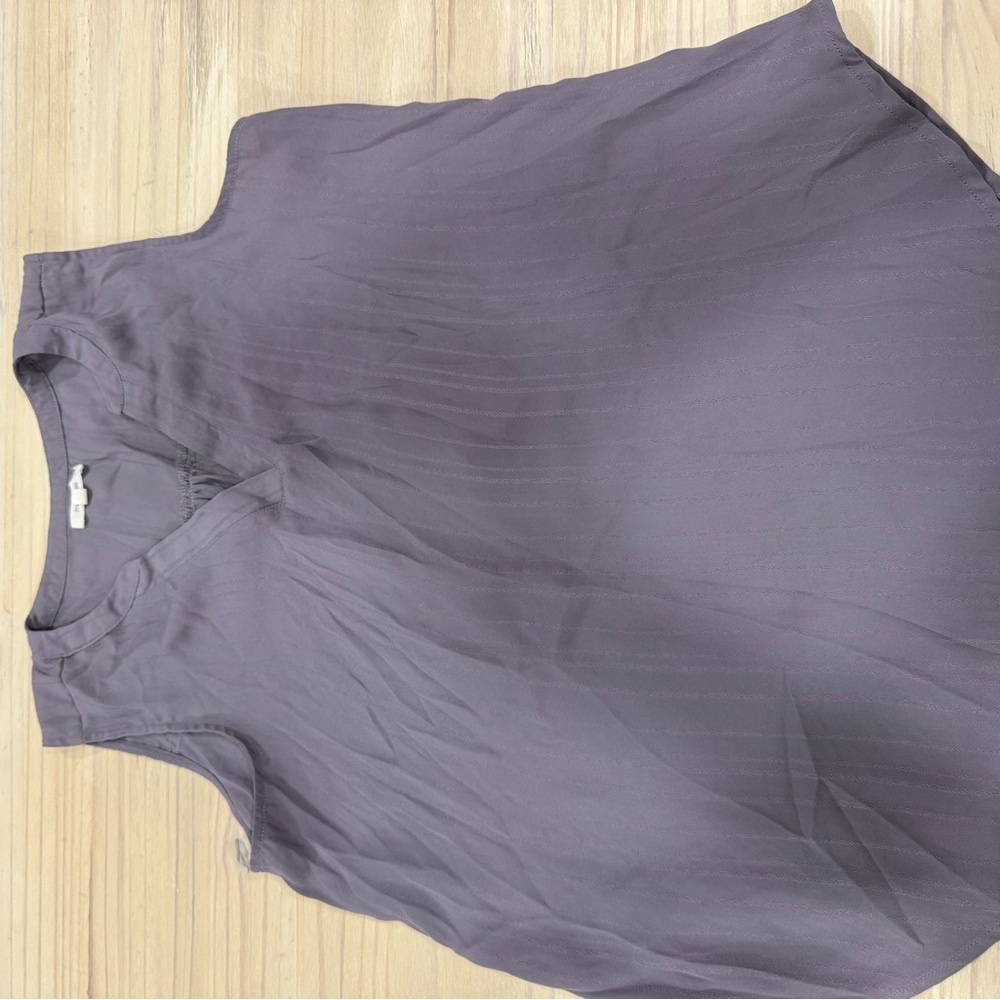 Maurices Sleeveless Pleated V-Neck Blouse in Dusty Purple